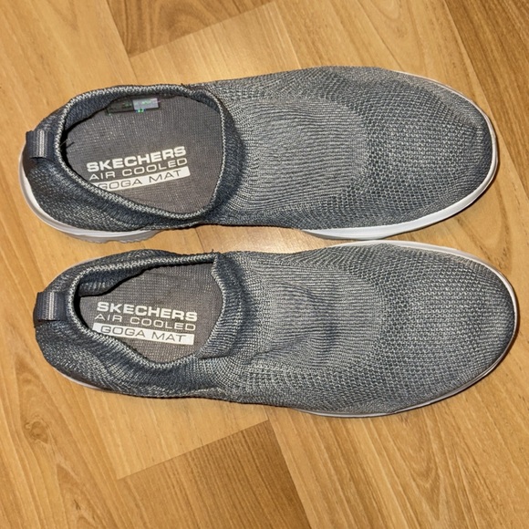 SKECHERS Performance Go Walk Evolution Ultra in gray, sz 8 - Picture 7 of 9